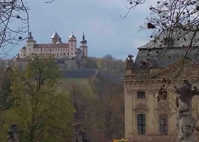 Ferienwohnung Weinbergsblick Optimale Stadtnaehe